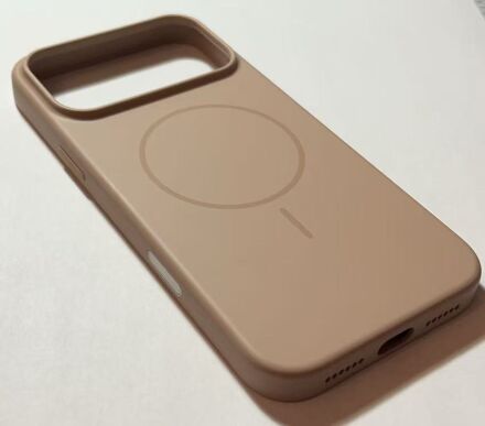 Чехол Plastic with MagSafe Apple iPhone 17 with button