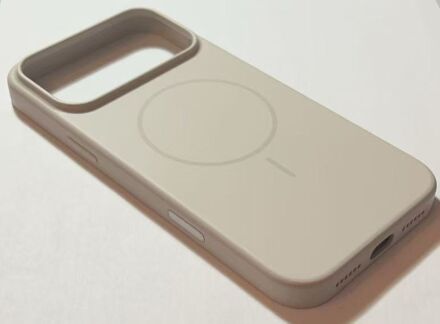 Чехол Plastic with MagSafe Apple iPhone 17 ProMax with button
